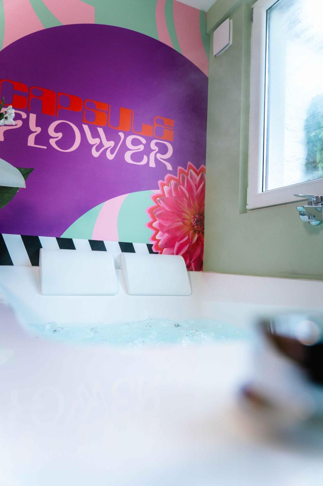 Capsule Flower - Balneo - Cinema - Billard - Nintendo Switch - Mons Centre Kültér fotó